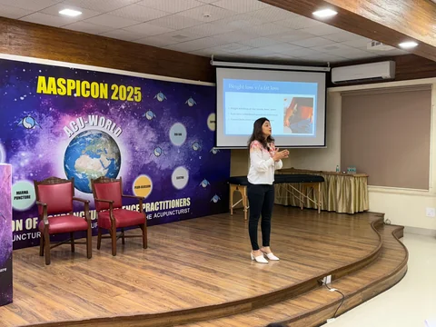 Dhvani Shah speaking at AASPICON 2025